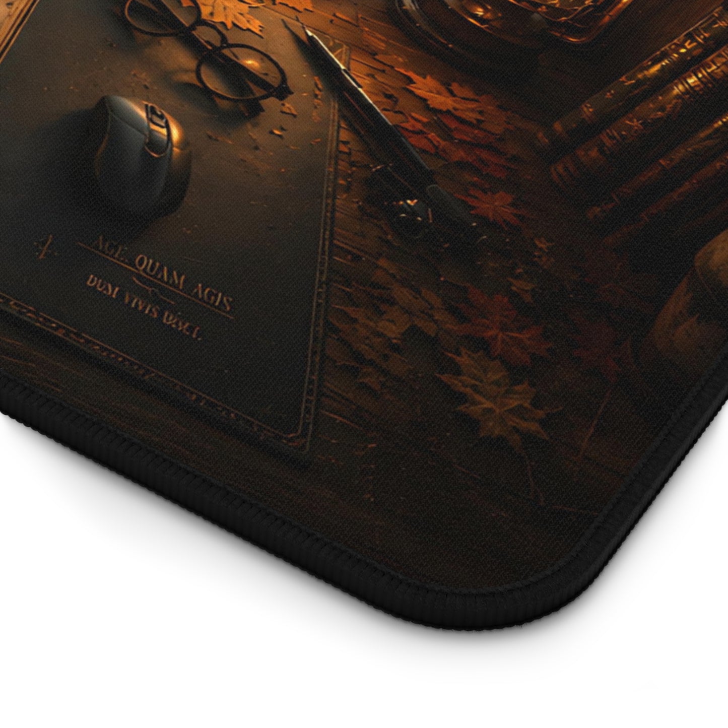 Gotische Bibliothek – Schreibtischunterlage Dark Academia - Noctis Atelier